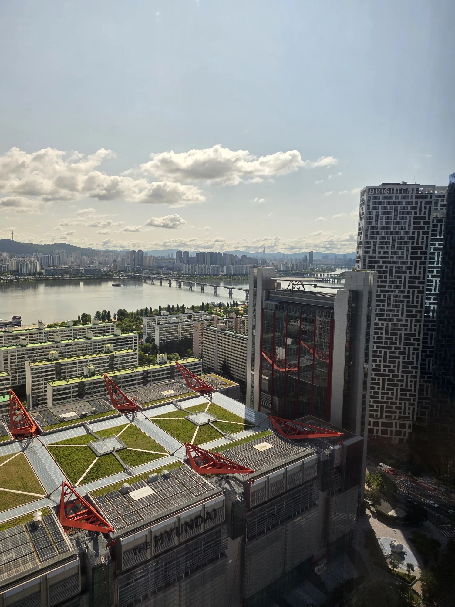 View from the hotel bedroom before leaving Seoul